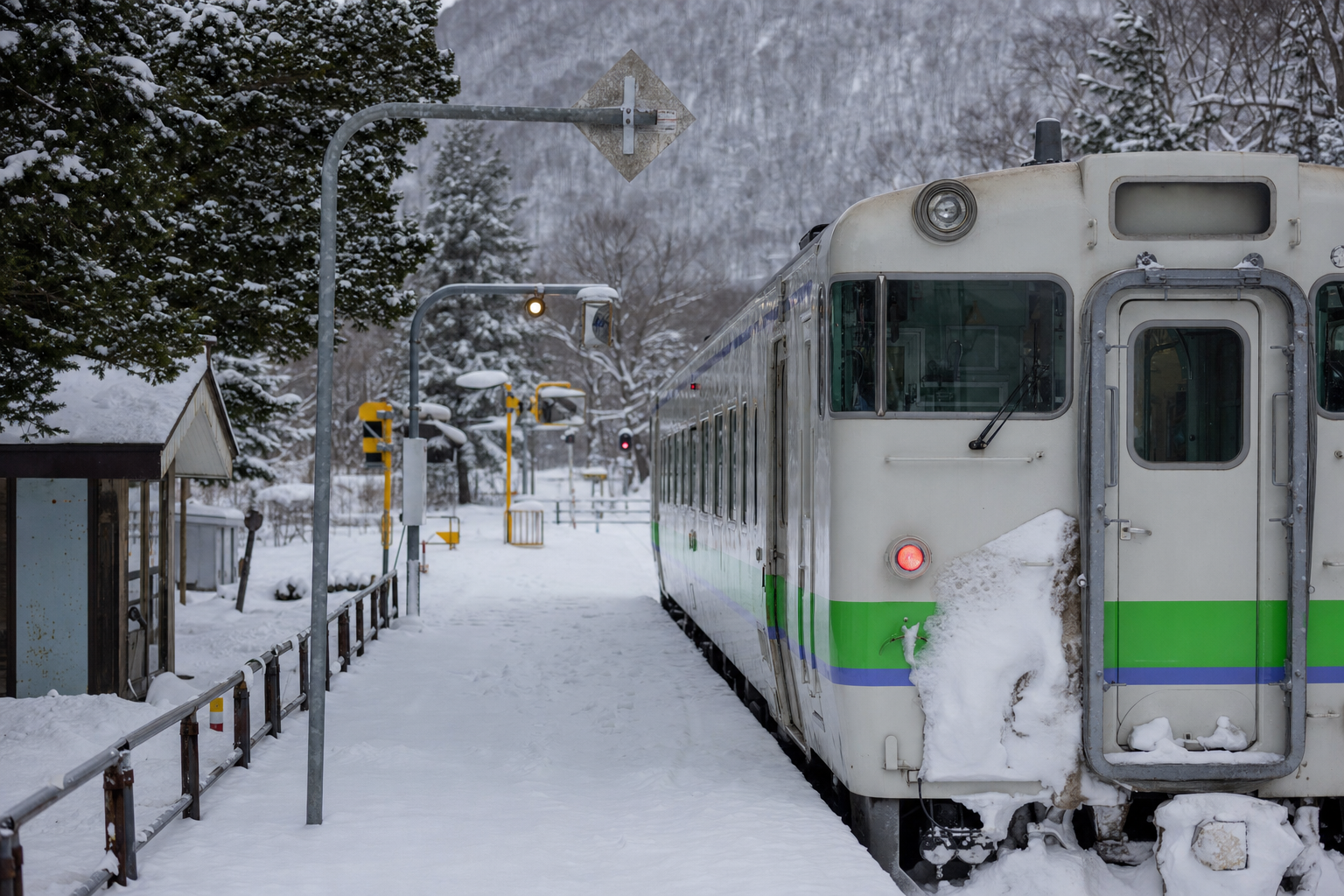 JR天塩中川駅——雪景色の道北ローカル線